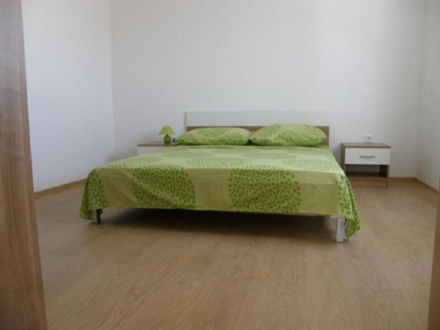 Apartments Ljubi Vinisce Bagian luar foto